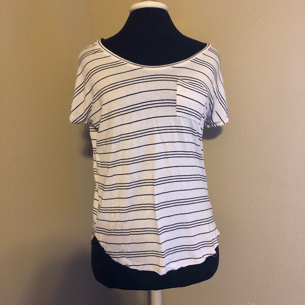 Mossimo striped t shirt 💜